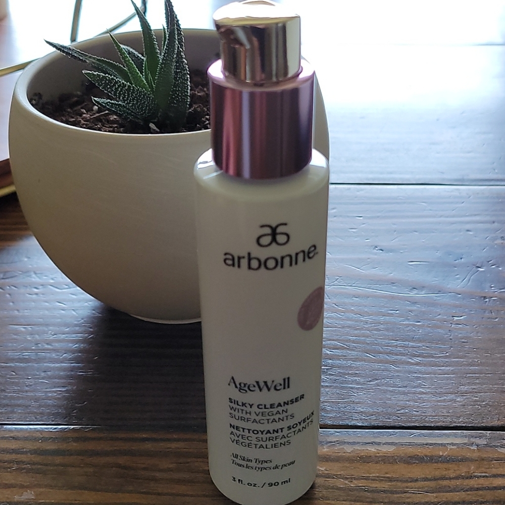 Arbonne Age well cleanser
